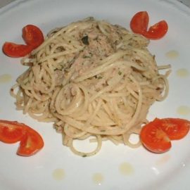 2016-11-20_5831add02f2b8_spaghetti-al-pesto-di-tonno