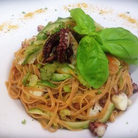 2016-11-21_58333f1ca0958_linguineconpolpoeverdurinecroccanti